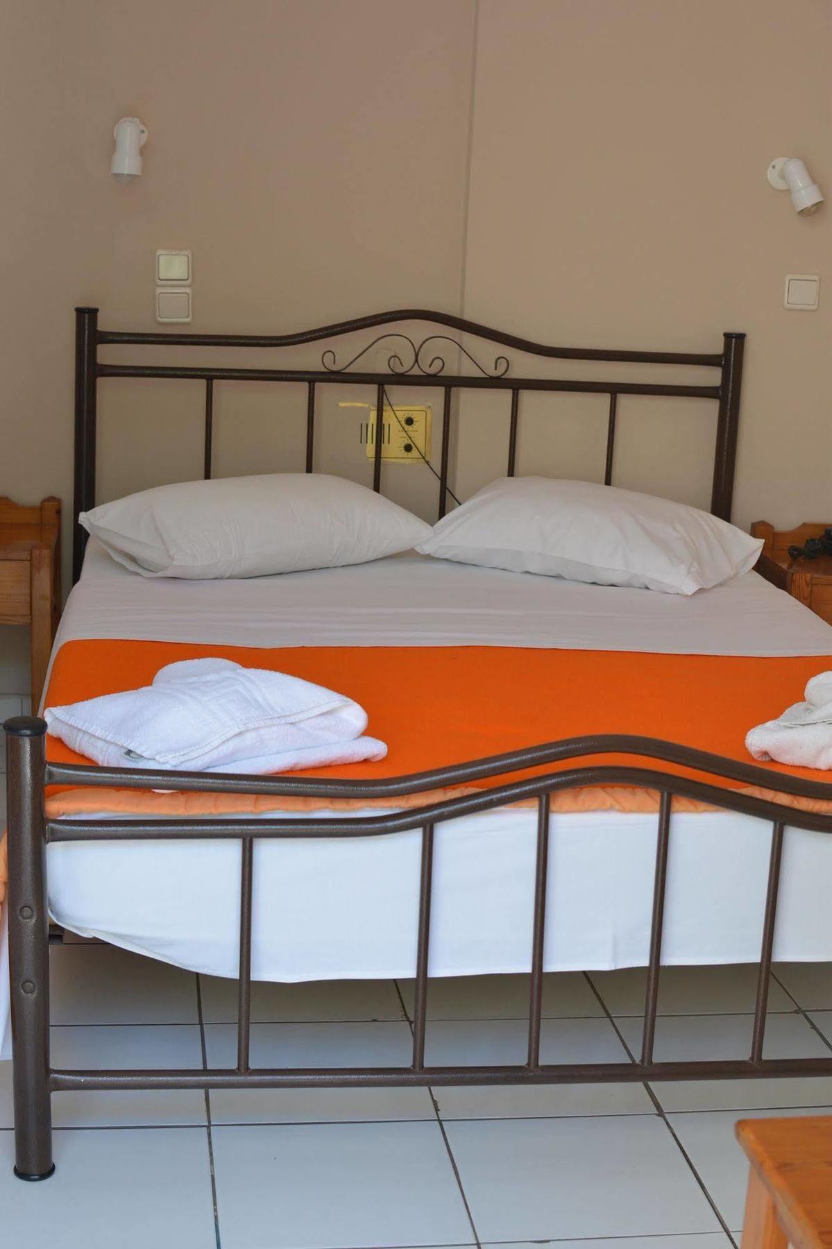 Irene Hotel Chania  Ngoại thất bức ảnh